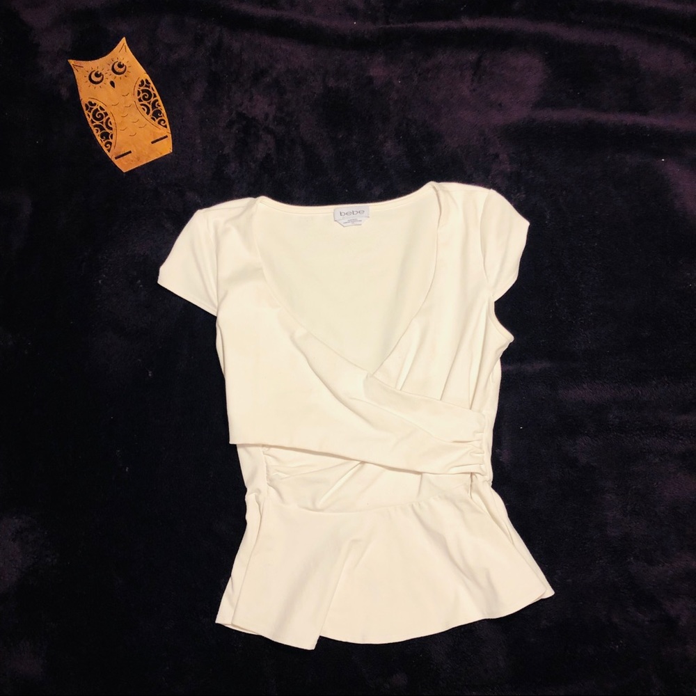 Bebe white peplum v-neck top size L
